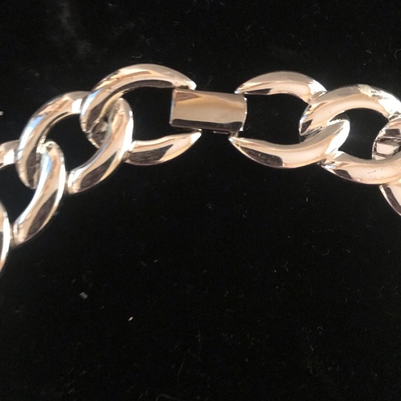 Gorgeous shiny silver Napier vintage chunky chain necklace - Picture 3 of 7